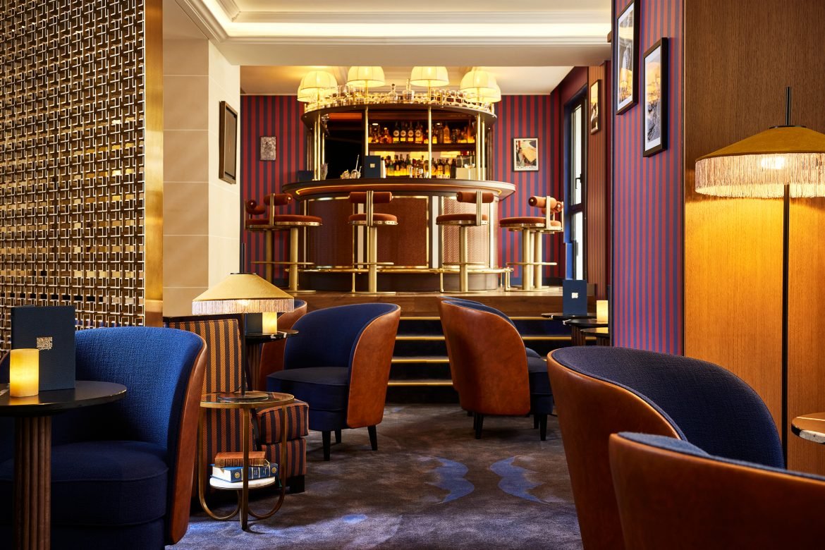 Interior del LPC Bar, Sofitel Paris Baltimore Tour Eiffel