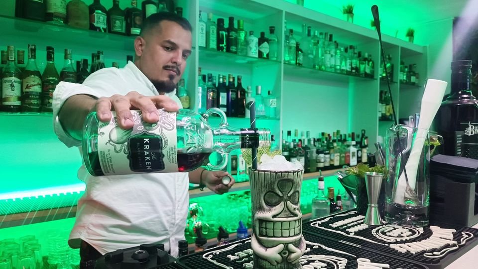 MOLA Cocktails & Drinks, Algeciras